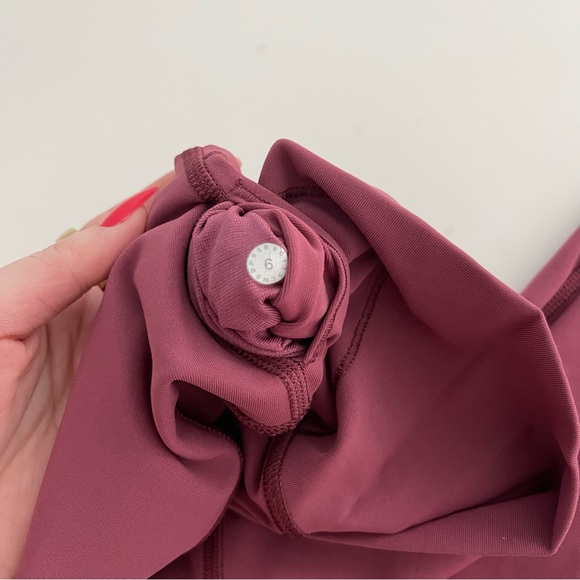 lulu wunder under 25 inch leggings - Picture 3 of 3